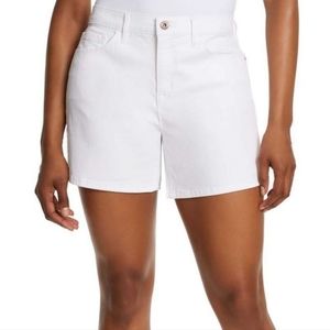 NWT JESSICA SIMPSON SIDE SLIT DENIM SHORTS IN WHITE SIZE 12